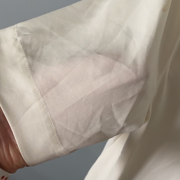 Ann Taylor beautiful white blouse new with tags NWT SIZE MEDIUM - Picture 8 of 11